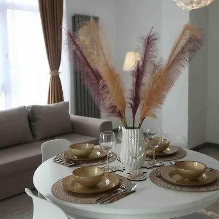 David House Alezzi Gold 아파트